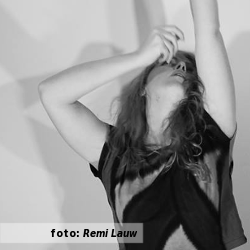 De platenkast van Sietske Morsch en Remi Lauw van Secret Rendezvous, interview over en met muziek. Foto door Remi "Sausbei" Lauw